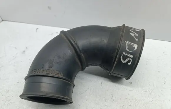 Mitsubishi Grandis Turbo air intake inlet pipe/hose 1505A037