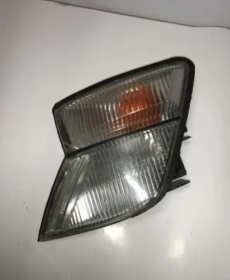 Nissan Patrol Y61 Front indicator light 9155 0201 3408