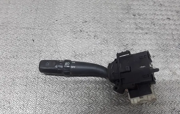 Toyota Corolla Verso AR10 Indicator stalk 173650