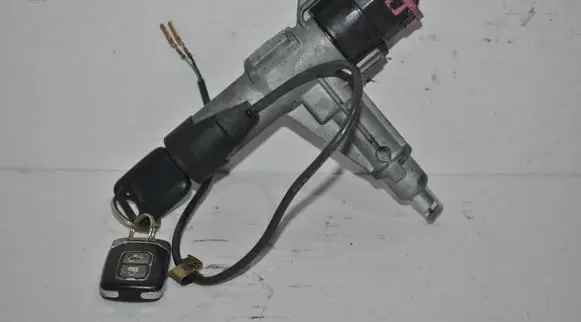 Audi A6 S6 C4 4A Ignition lock 4A0905851E