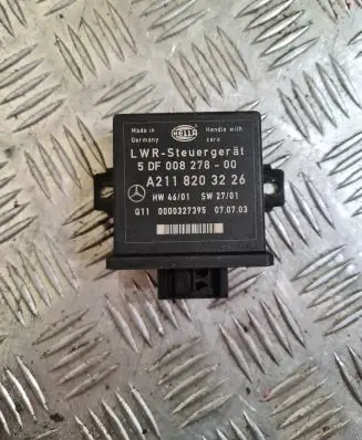 Mercedes-Benz E W211 Light module LCM A2118203226