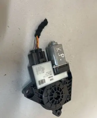 BMW iX3 G08 Front door window regulator motor 7457250