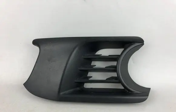 Subaru Tribeca Front fog light trim/grill 