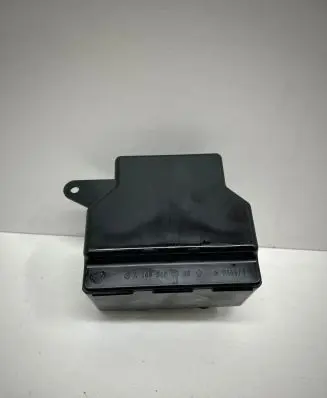 Mercedes-Benz C W204 Battery relay fuse A0035422619 A1695450046