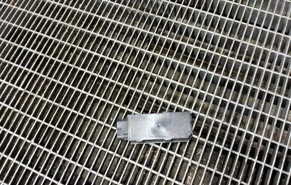 Volkswagen ID.3 Keyless system antenna 5WA962133D 5WA962133B 2213121194