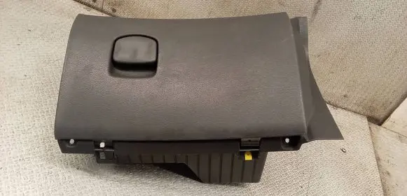 Opel Corsa D Glove box 13205097
