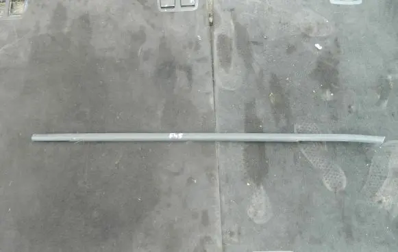 BMW 2 F45 Rubber seal front door window/glass 7298823