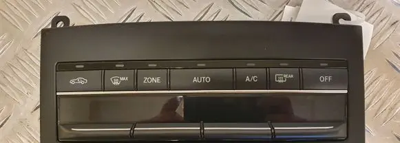 Mercedes-Benz E W212 Climate control unit A2129004525 A2128304700