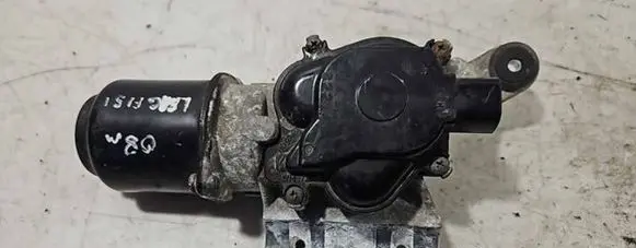 Subaru Legacy Wiper motor 32214 82141131