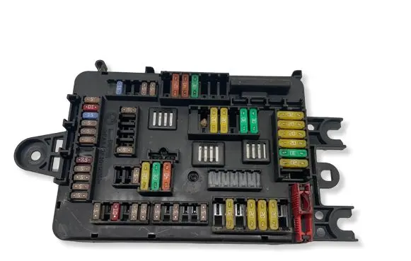 BMW 3 F30 F35 F31 Fuse module 9389070 0128890L 19561000001