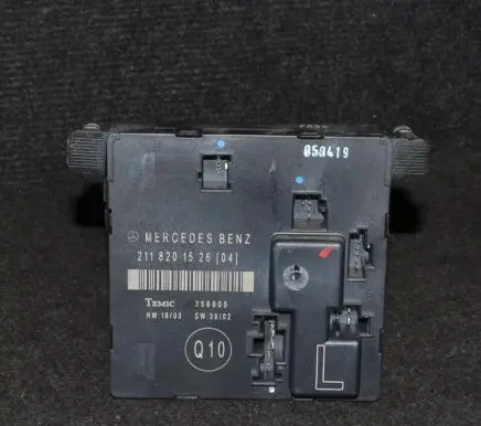Mercedes-Benz E W211 Door control unit/module A2118201526