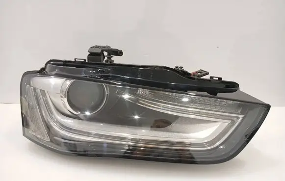 Audi A4 S4 B8 8K Headlight/headlamp 8K0941006D 030127567205 30663182