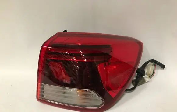 KIA Rio Rear/tail lights 92402H8