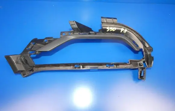 Volvo S90, V90 Fog light bracket 31383905