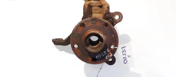 Skoda Octavia Mk2 (1Z) Front wheel hub