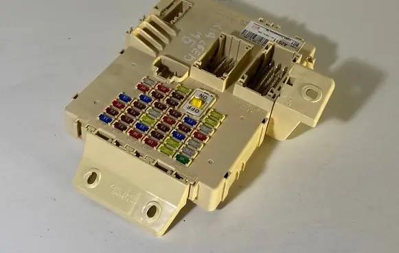 KIA Ceed Fuse module 91950A2011