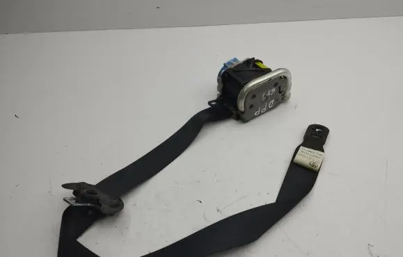 Toyota Yaris Front seatbelt 732100D320