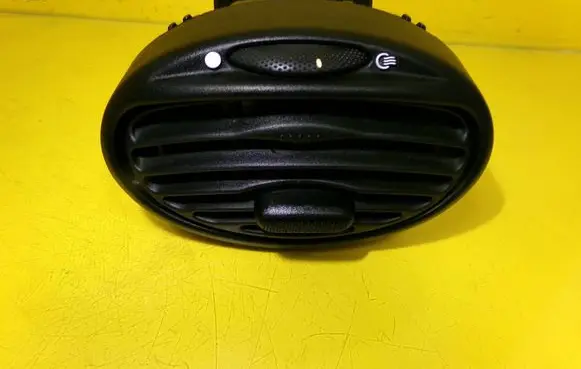 Ford Focus Dashboard side air vent grill/cover trim 98AB19893BJW