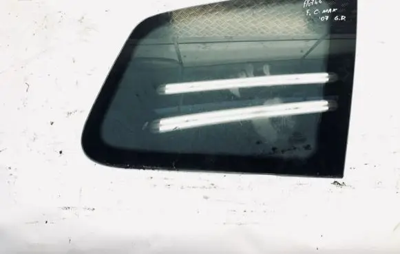 Ford Focus C-MAX Rear side window