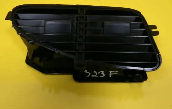 Mazda 323 F Dash center air vent grill BC6ADF901