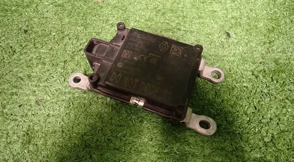 Renault Captur II Distronic sensor radar 284476193R