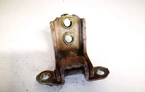 Nissan Quest Front door upper hinge 
