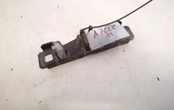 Nissan Almera Tino Rear door lock loop/hook striker 