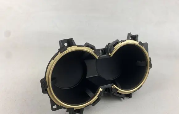 Renault Arkana Cup holder front 2208119016 20220822 151100