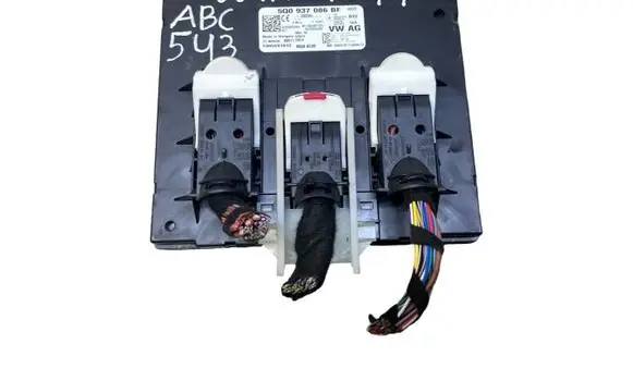 Skoda Octavia Mk3 (5E) Comfort/convenience module 5Q0937086BF F005V01812
