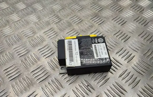 Volkswagen PASSAT B6 Airbag control unit/module 3C0909605M
