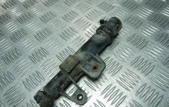 KIA Sorento Headlight washer pump 