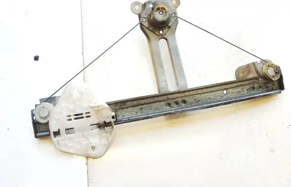 Dacia Logan I Sliding door window regulator with motor 118491