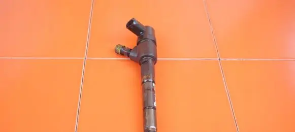Fiat Doblo Fuel injector 0445110351 21MB28