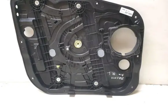 KIA Sorento Front window lifting mechanism without motor 81310C5010