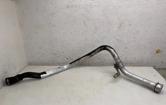 Volvo XC70 Fuel tank filler neck pipe