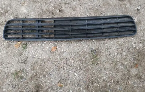 Audi 80 90 S2 B4 Front bumper lower grill 8A0807683D 8A0807683B