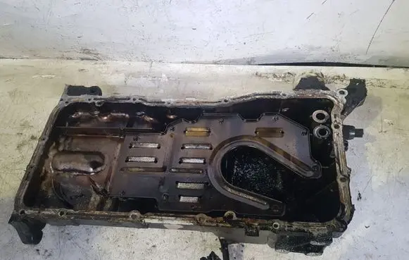 Infiniti Q45 III Oil sump VK45DE