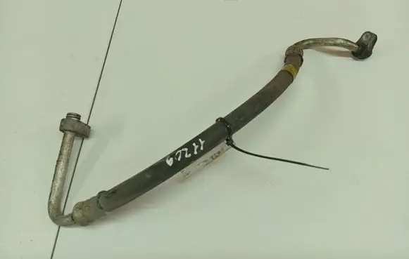 Toyota Yaris Air conditioning (A/C) pipe/hose 