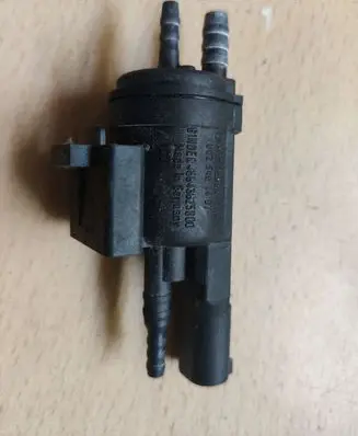 Mercedes-Benz C W203 Turbo solenoid valve 0025401497