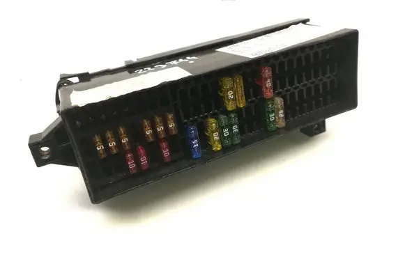 Volkswagen Touran II Fuse module 1213301064 1T2970000T