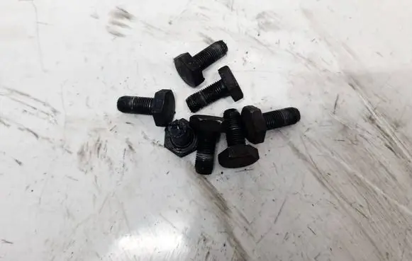 Suzuki Grand Vitara II Nuts/bolts 