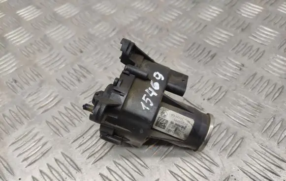 BMW 3 F30 F35 F31 Intake manifold valve actuator/motor 8570791