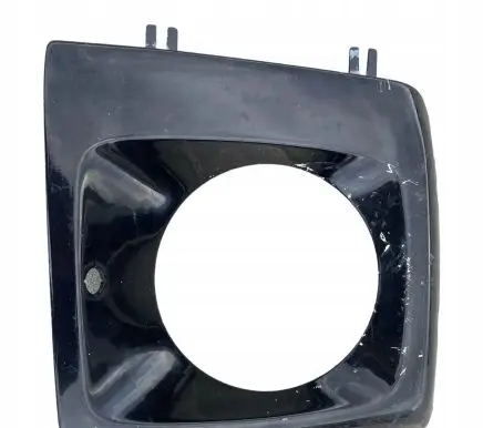 Engine bonnet/hood lock trim molding