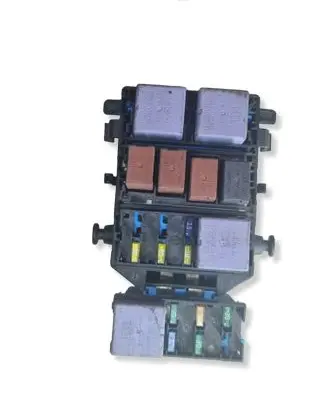 Renault Espace IV Fuse module 8200003634