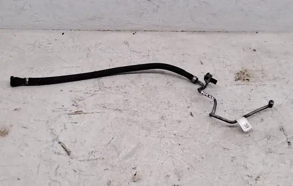 Mercedes-Benz C W205 Engine coolant pipe/hose A1772030317