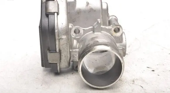 Ford Focus Electric throttle body valve JN1Q-AC