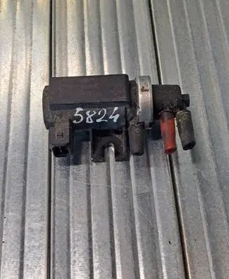 Nissan X-Trail T30 Turbo solenoid valve 14956AW401 70026501