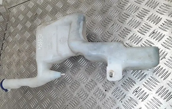 Ford Fiesta Windshield washer fluid reservoir/tank 8a6117b613AF
