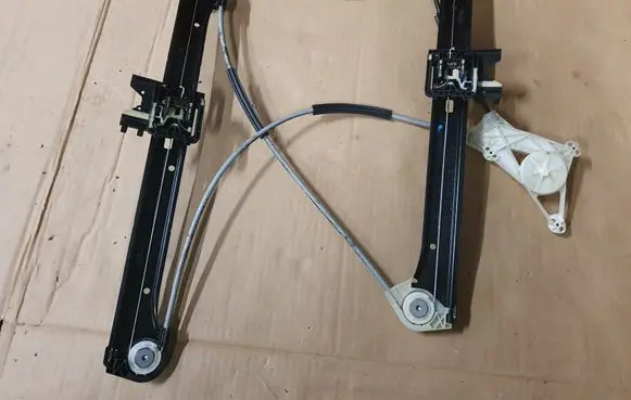 Audi A3 S3 8V Front window lifting mechanism without motor 8V4837461