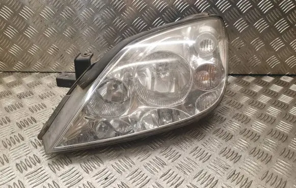 Nissan Primera Headlight/headlamp 20A364